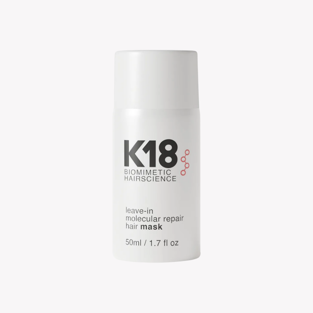 K18 Leave-In Hair Mask repariert Haarschäden, stärkt Elastizität und verbessert die Haarstruktur nachhaltig.