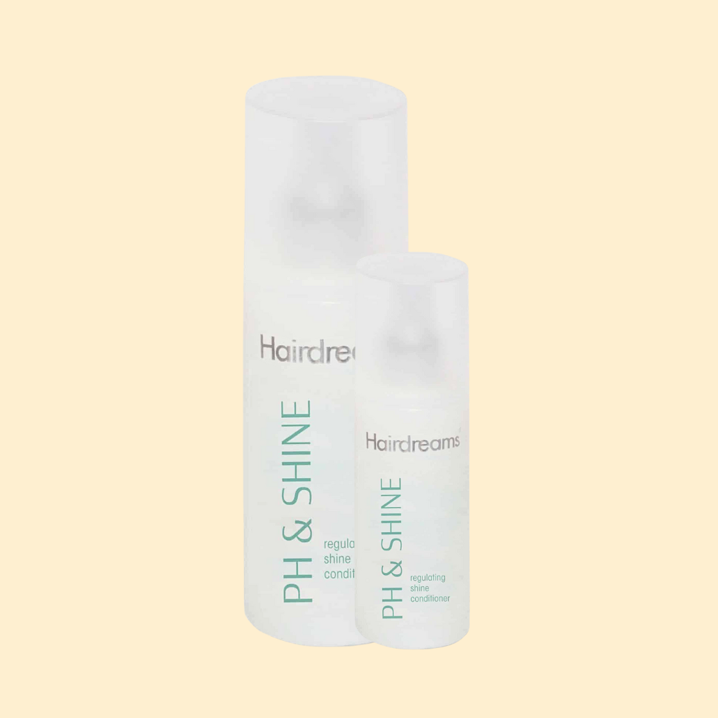 Das Hairdreams Ph & Shine Spray in 150ml und 50ml. Die Haare erhalten schwerelosen Glanz und mehr Geschmeidigkeit. Außerdem wirkt es mit dem integrierten Anti-Statik-Effekt fliegenden Haaren entgegen.