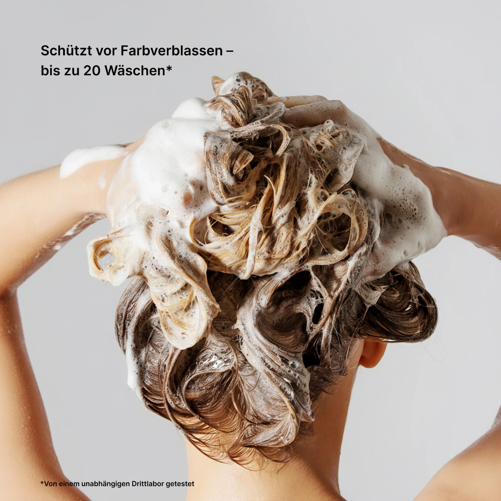 Color Wow Color Security Shampoo beim Waschen von coloriertem Haar