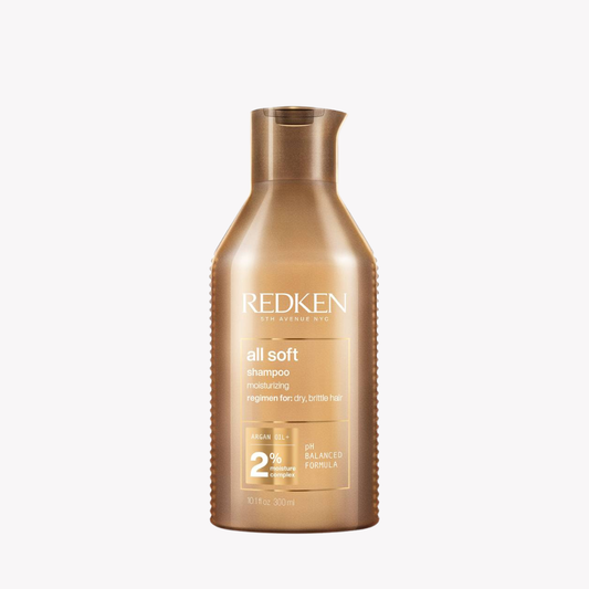 Redken All Soft Shampoo in goldfarbener Flasche